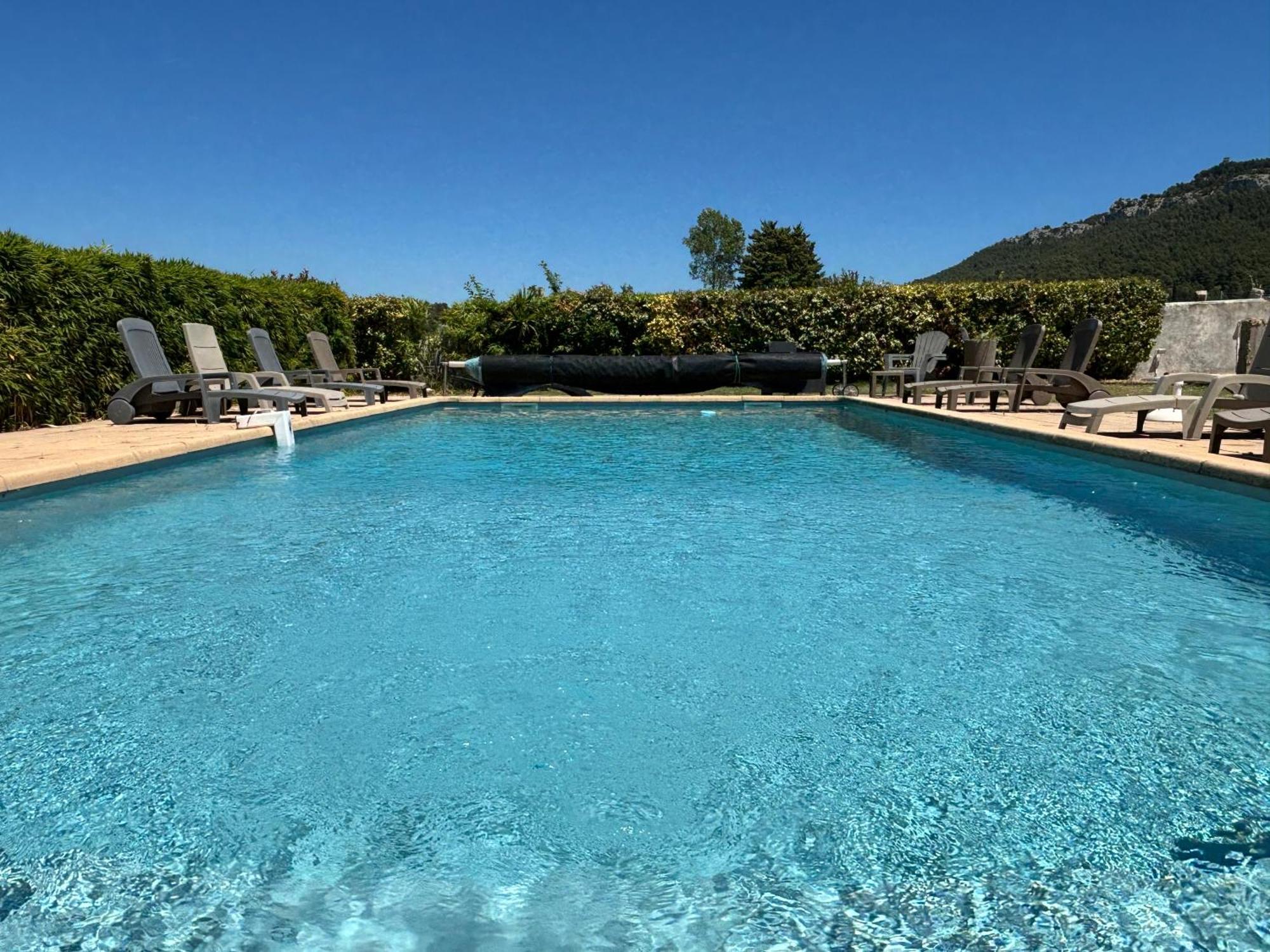 Appart. 4 Pers A 6 Kms De Cassis Avec Acces Piscine Roquefort-la-Bédoule Eksteriør bilde