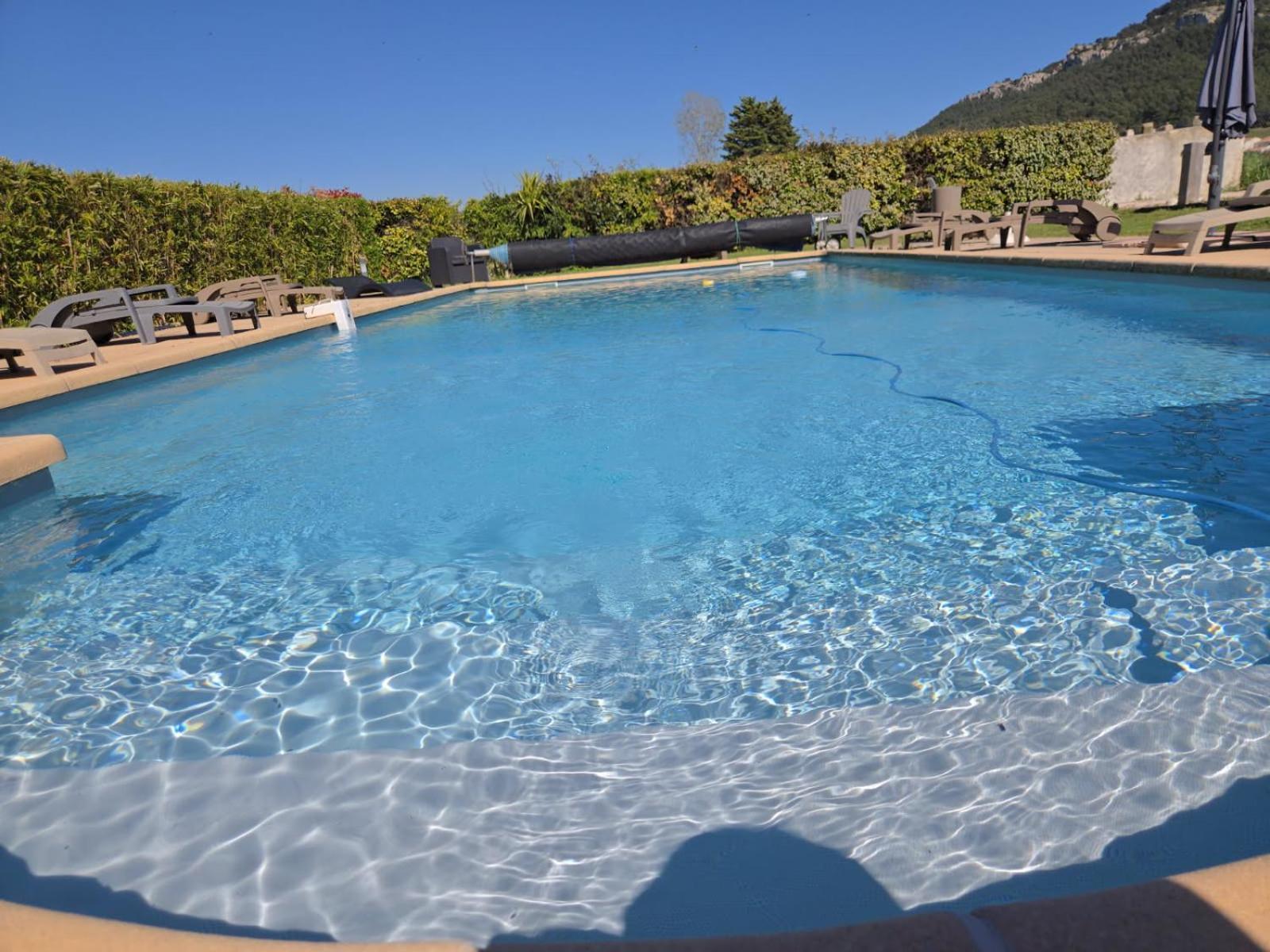 Appart. 4 Pers A 6 Kms De Cassis Avec Acces Piscine Roquefort-la-Bédoule Eksteriør bilde